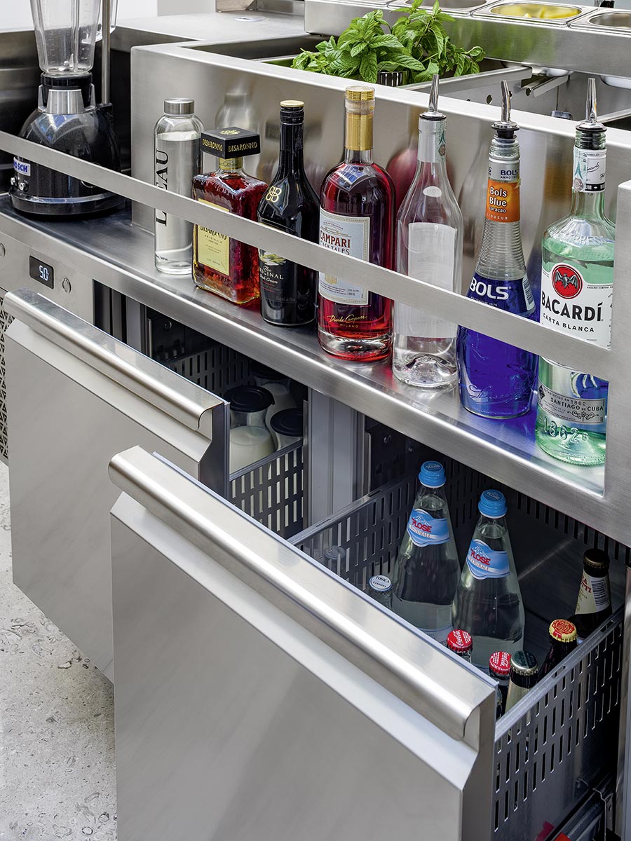 Prisma professional bar counters